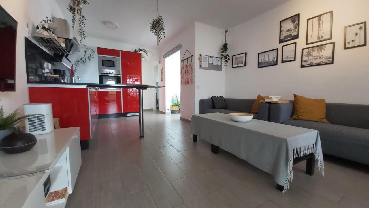 Ailana Suite Vistas Al Mar Y Con Piscina Коста Тегисе Екстериор снимка