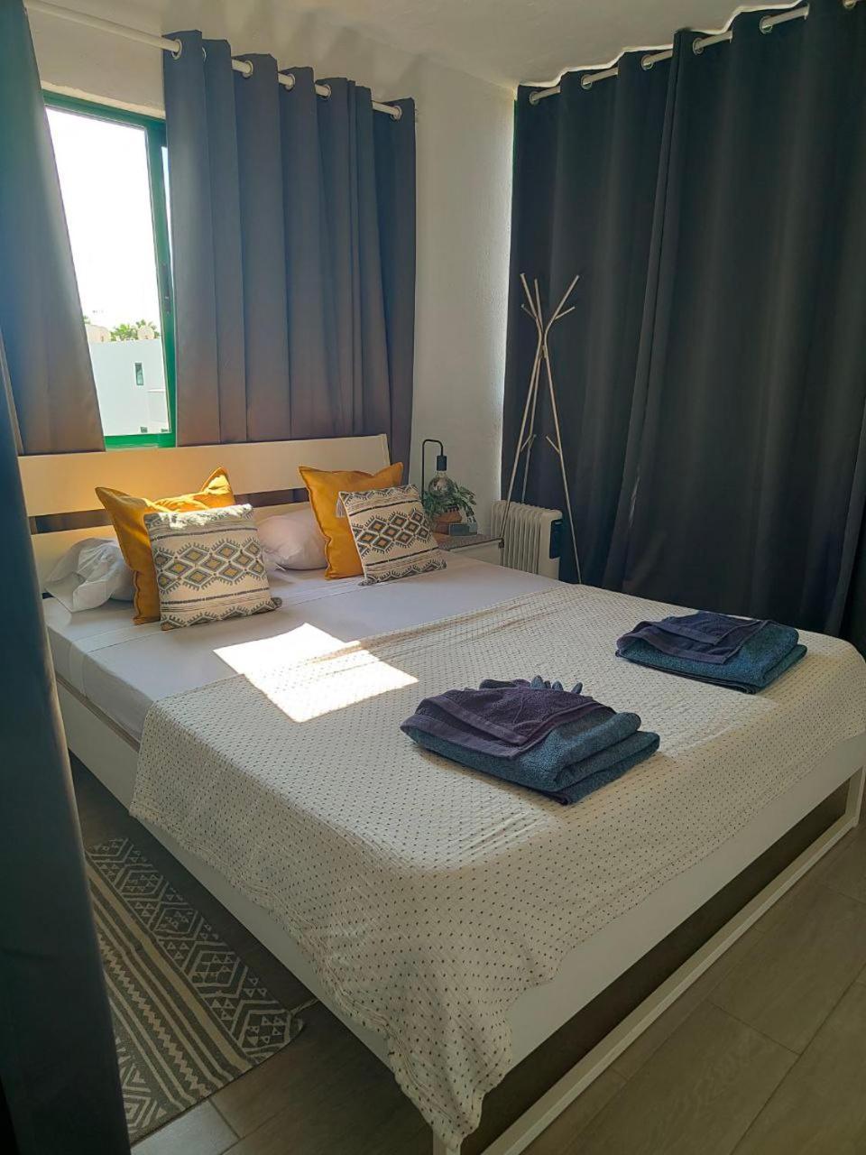 Ailana Suite Vistas Al Mar Y Con Piscina Коста Тегисе Екстериор снимка